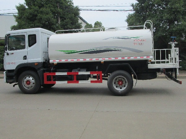 天威缘牌TWY5163GPSE6型绿化喷洒车